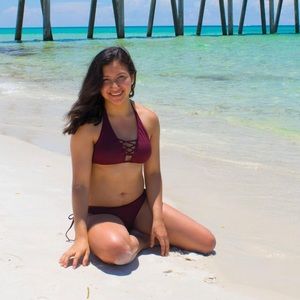 Meet your Posher, Mirayda